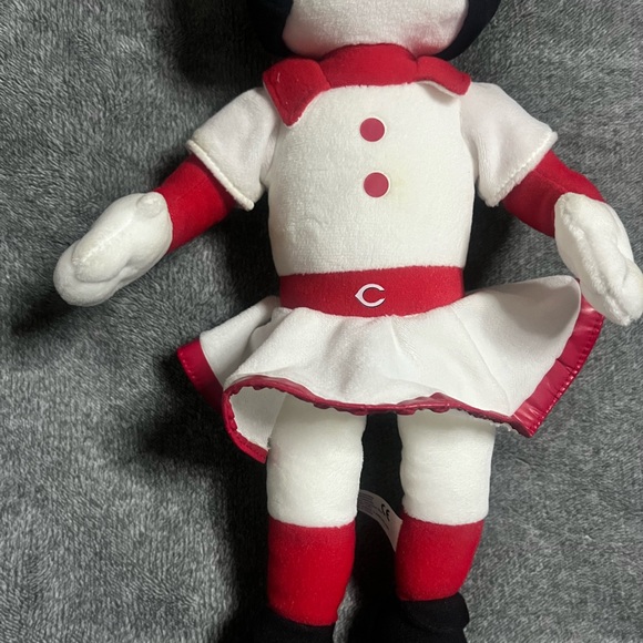 15” Cincinnati Reds Rosie Red Mascot Plush Doll Baseball MLB Collectible - Picture 2 of 9